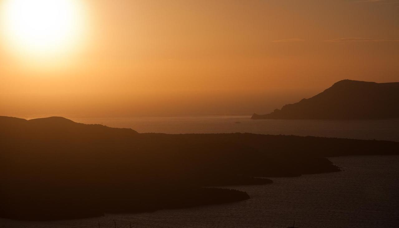 Nemesis Apart otel Fira  Dış mekan fotoğraf